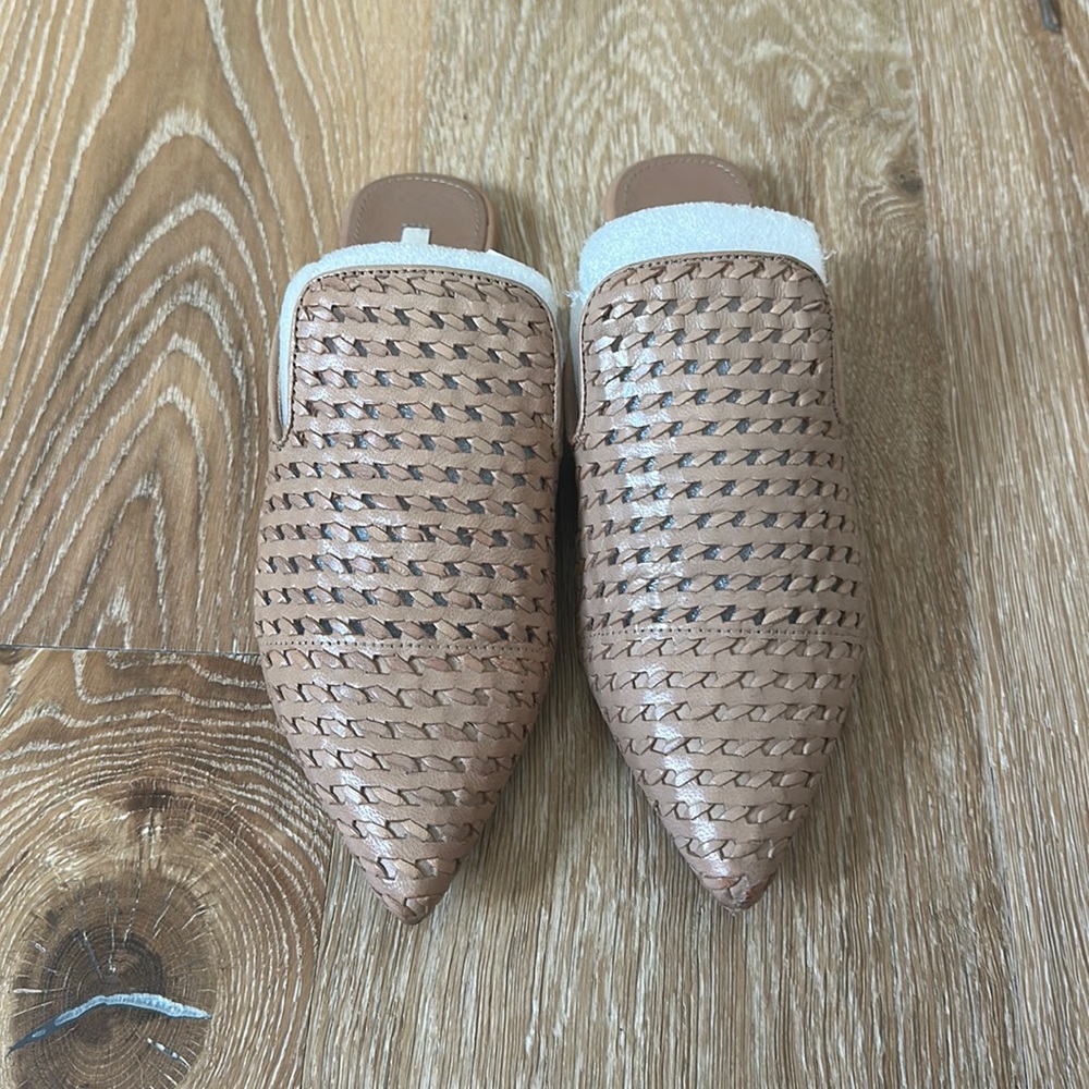 HM Flat Mules